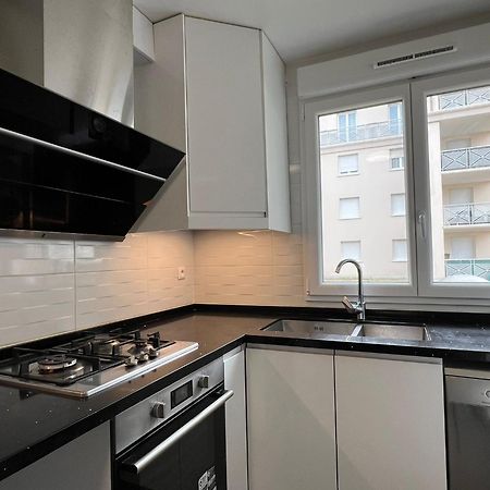 Location 3 Chambres Spacieuses Dans Appartment 2 Mn Rer Bussy Saint Georges Екстериор снимка