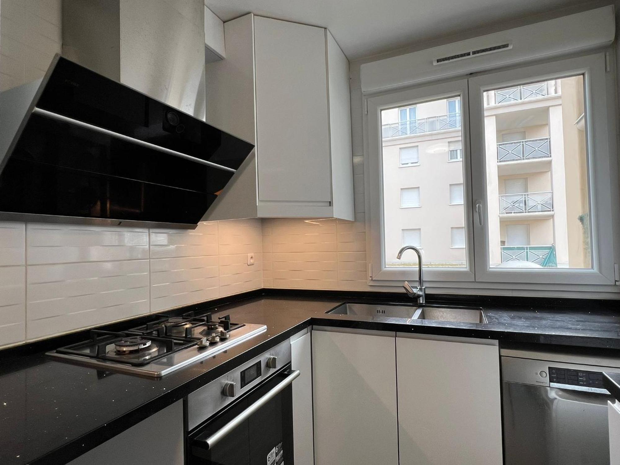Location 3 Chambres Spacieuses Dans Appartment 2 Mn Rer Bussy Saint Georges Екстериор снимка
